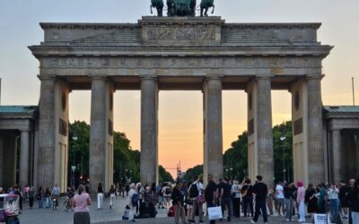 CAMINAR POR BERLÍN, ENTRE EL PASADO Y SU ETERNO RENACER